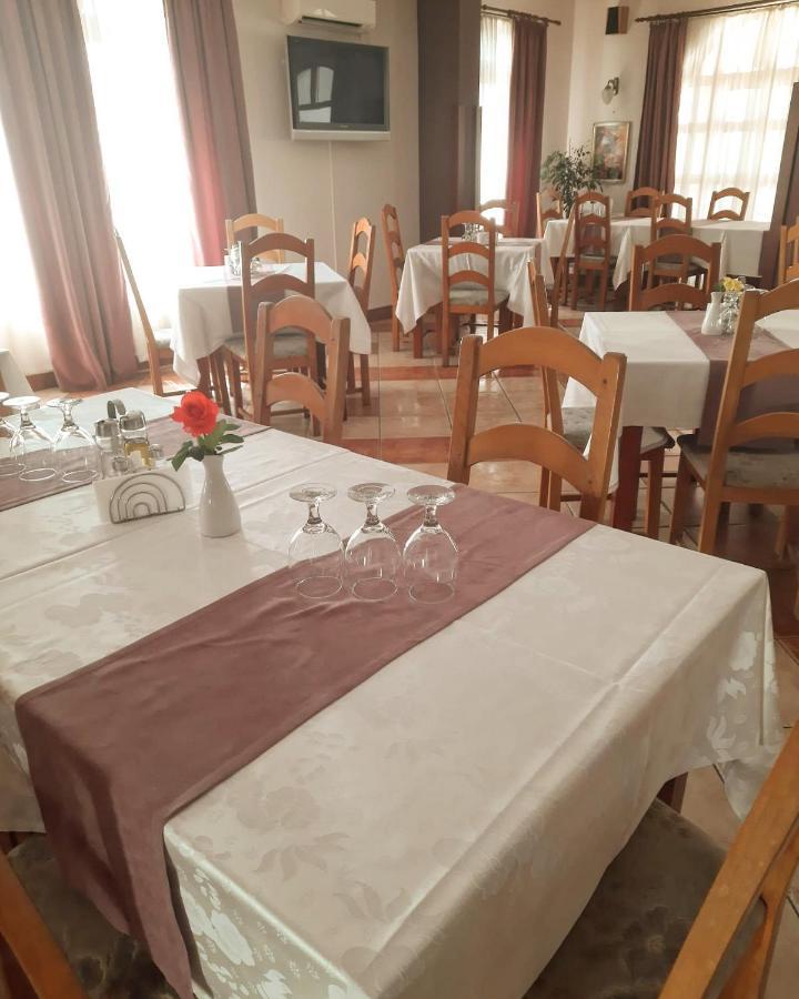 Vila Boema Marghita Bagian luar foto